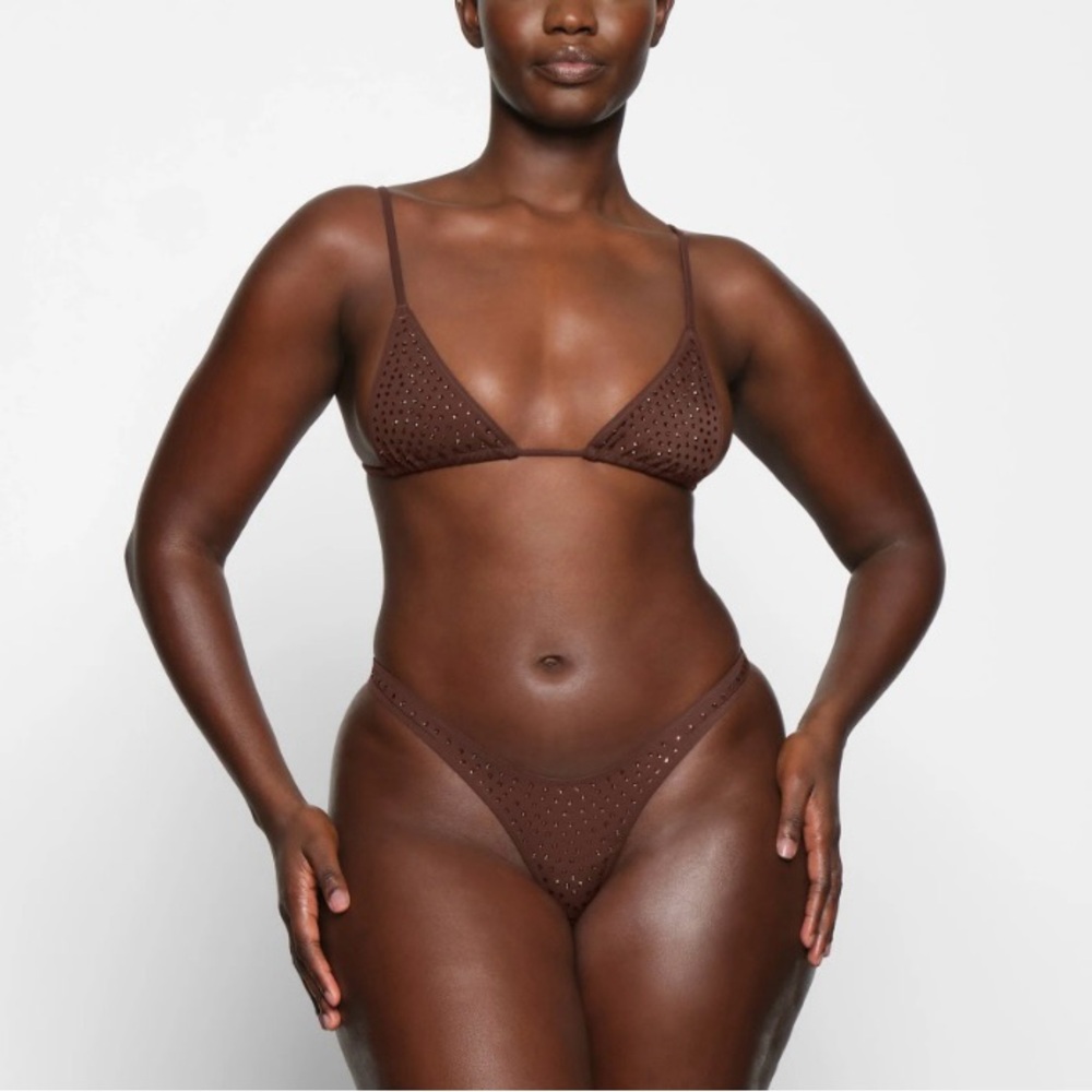 SKIMS SPARKLE JERESY MINI TRIANGLE BRALEETE SWIM